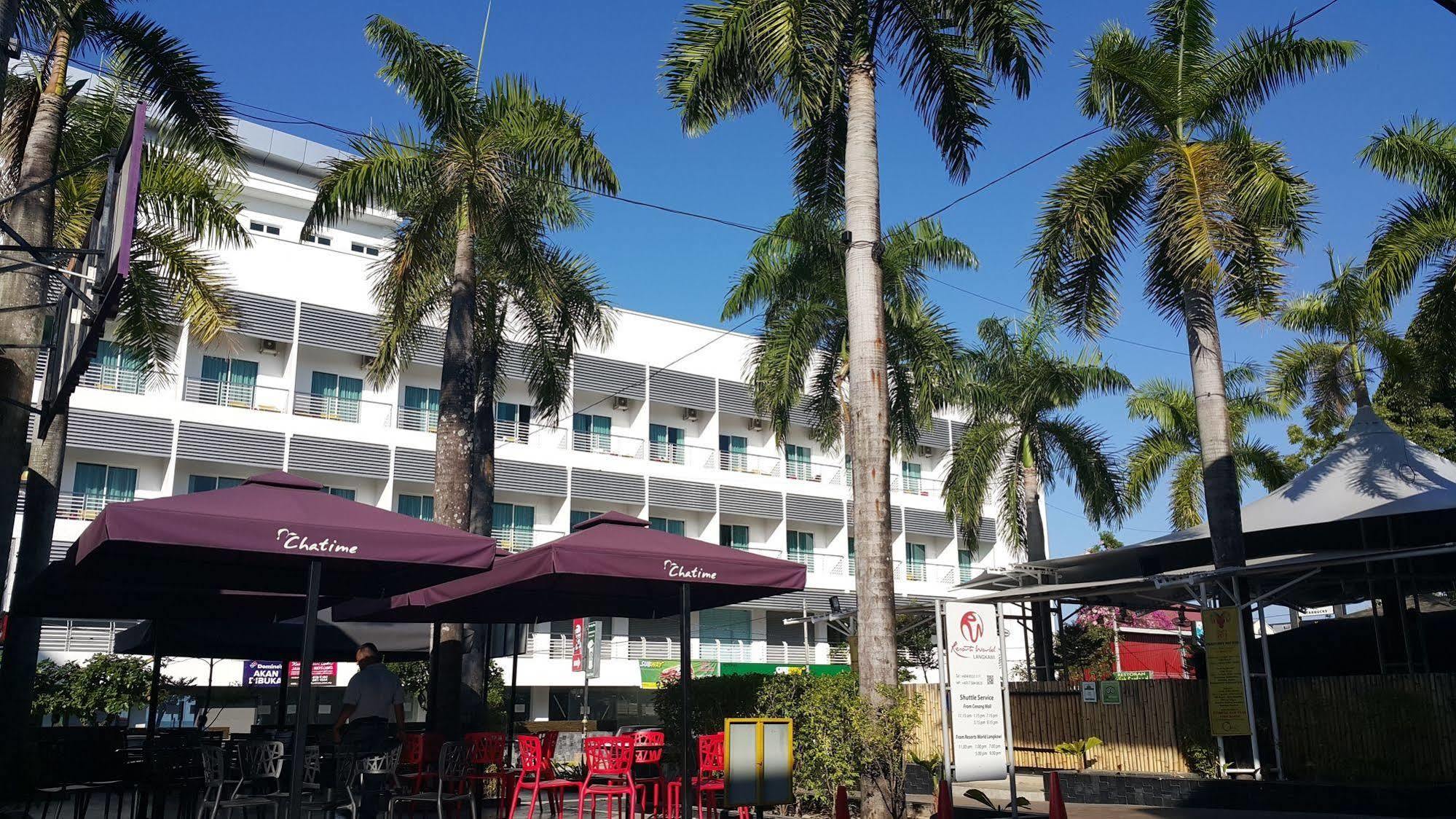 Cenang Plaza Beach Hotel Pantai Cenang  Kültér fotó